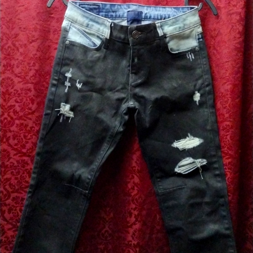 RTA painted distressed jeans
